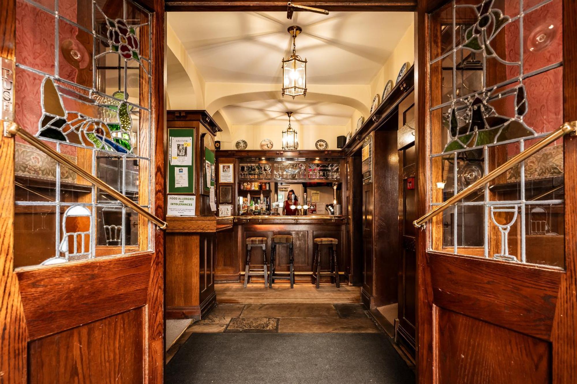Royal Oak Hotel, Гарстанг Экстерьер фото